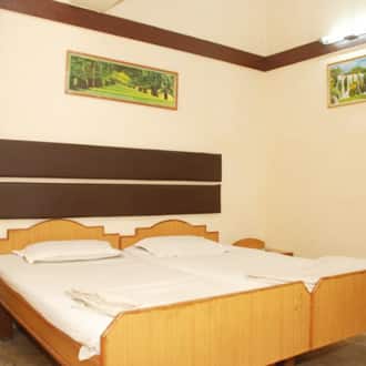 Hotel Royal, Ahmedabad 2